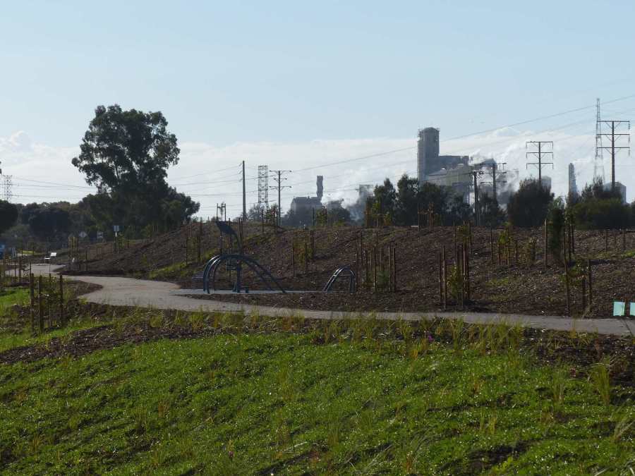 Mersey Rd at Taperoo